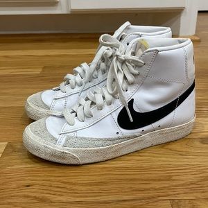 Nike Blazer Mid ‘77 Sneakers